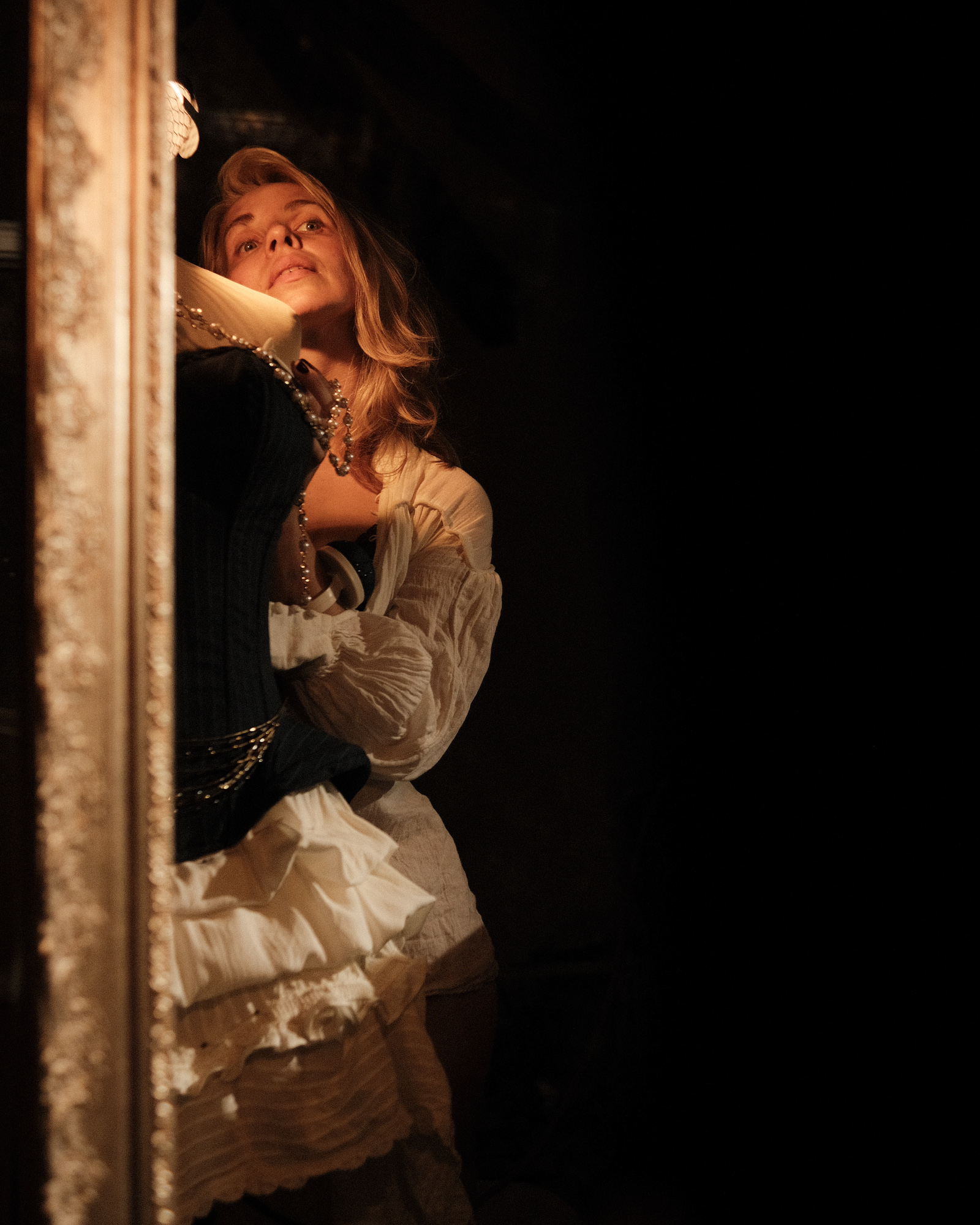 Olga — Lingerie designer and corset maker in Turin